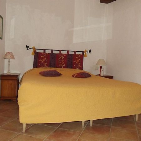 Domaine Saint Victor Hotel La Tour-d'Aigues ภายนอก รูปภาพ