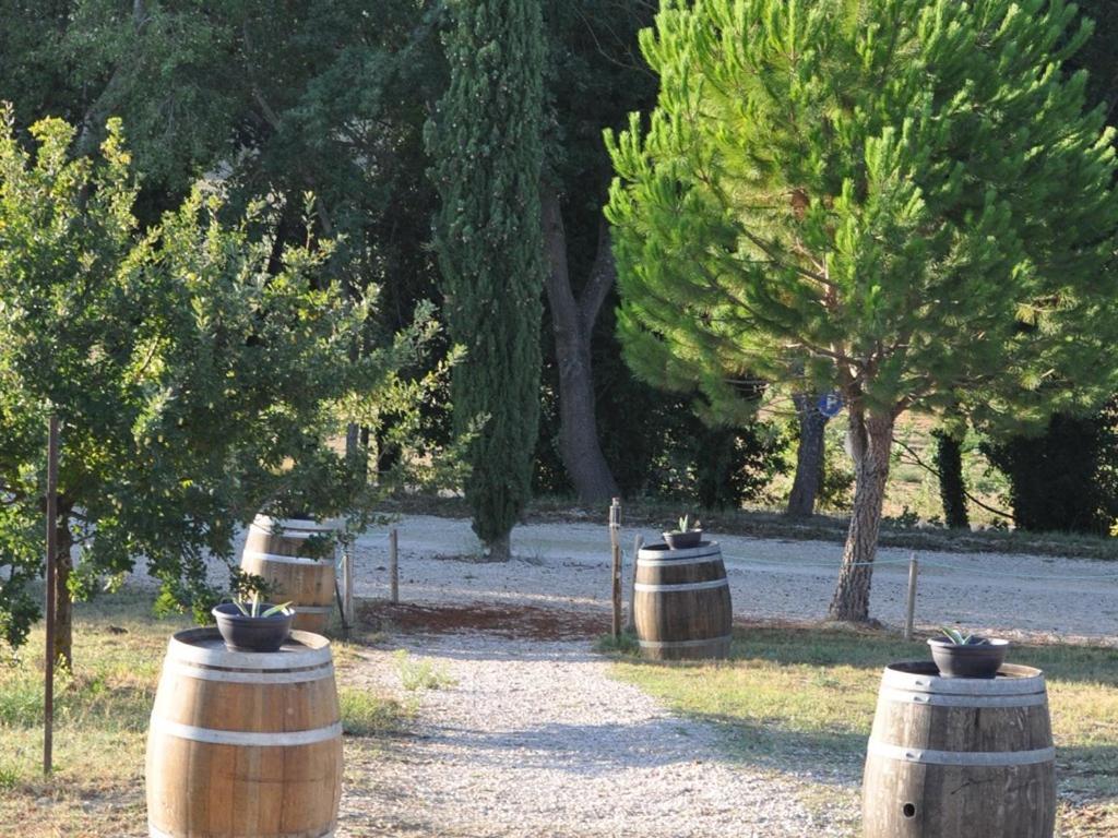 Domaine Saint Victor Hotel La Tour-d'Aigues ภายนอก รูปภาพ