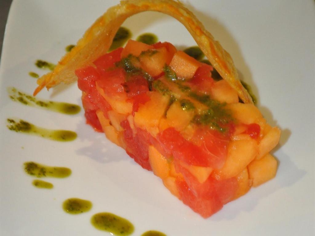 Domaine Saint Victor Hotel La Tour-d'Aigues ภายนอก รูปภาพ