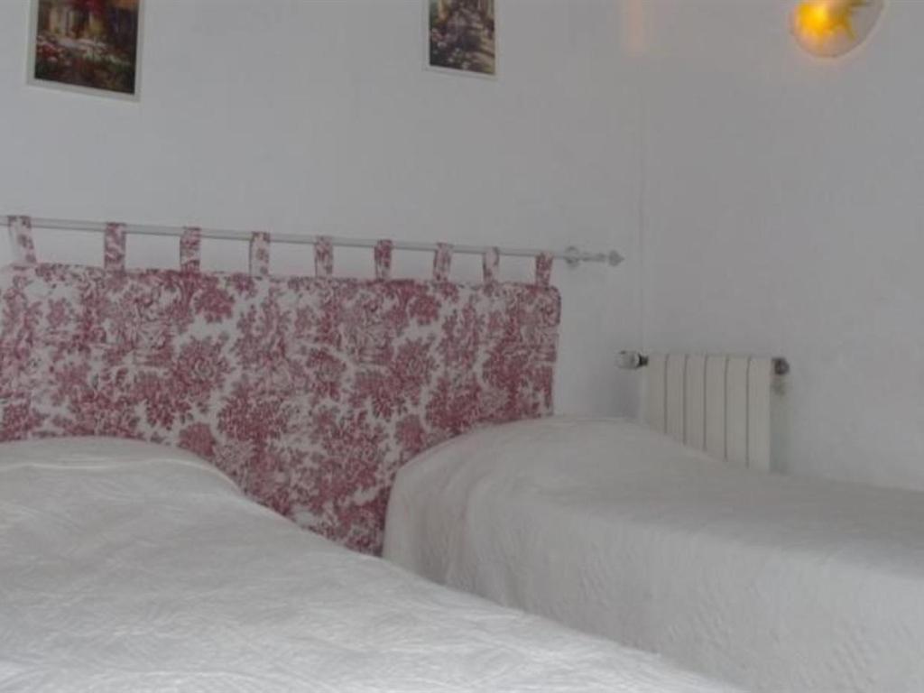 Domaine Saint Victor Hotel La Tour-d'Aigues ภายนอก รูปภาพ